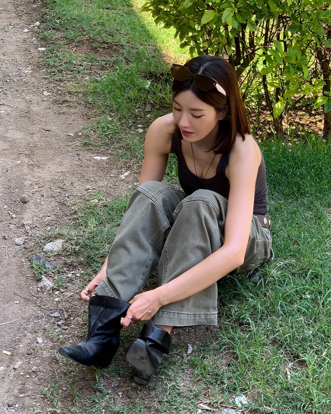 KWON EUNBI / CUFF BOOTS [BLACK]
