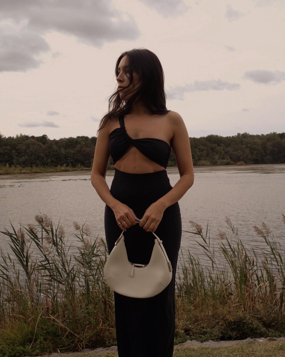 laurencaruso / toni hobo [cream]